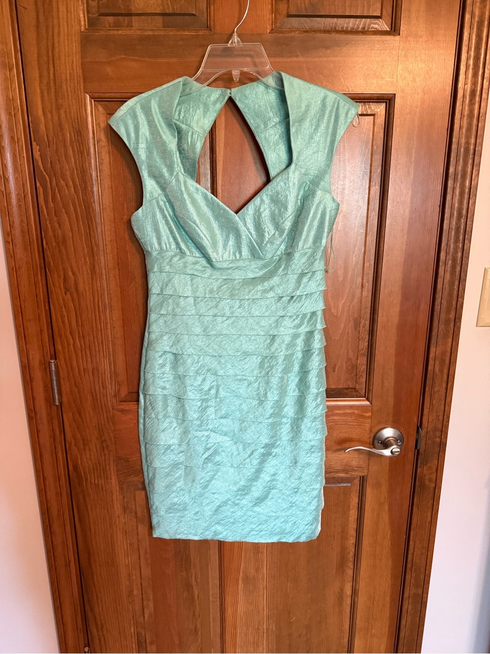 London Times Mint Green Cap-Sleeve Cocktail Dress
